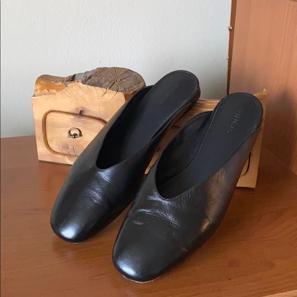 Vince Shoes - Vince Levins Flat Leather Mule